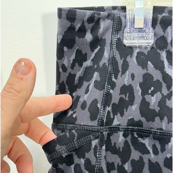 All in Motion Jaguar Black & Gray Print Cropped Legging Mesh Back. - Picture 4 of 9